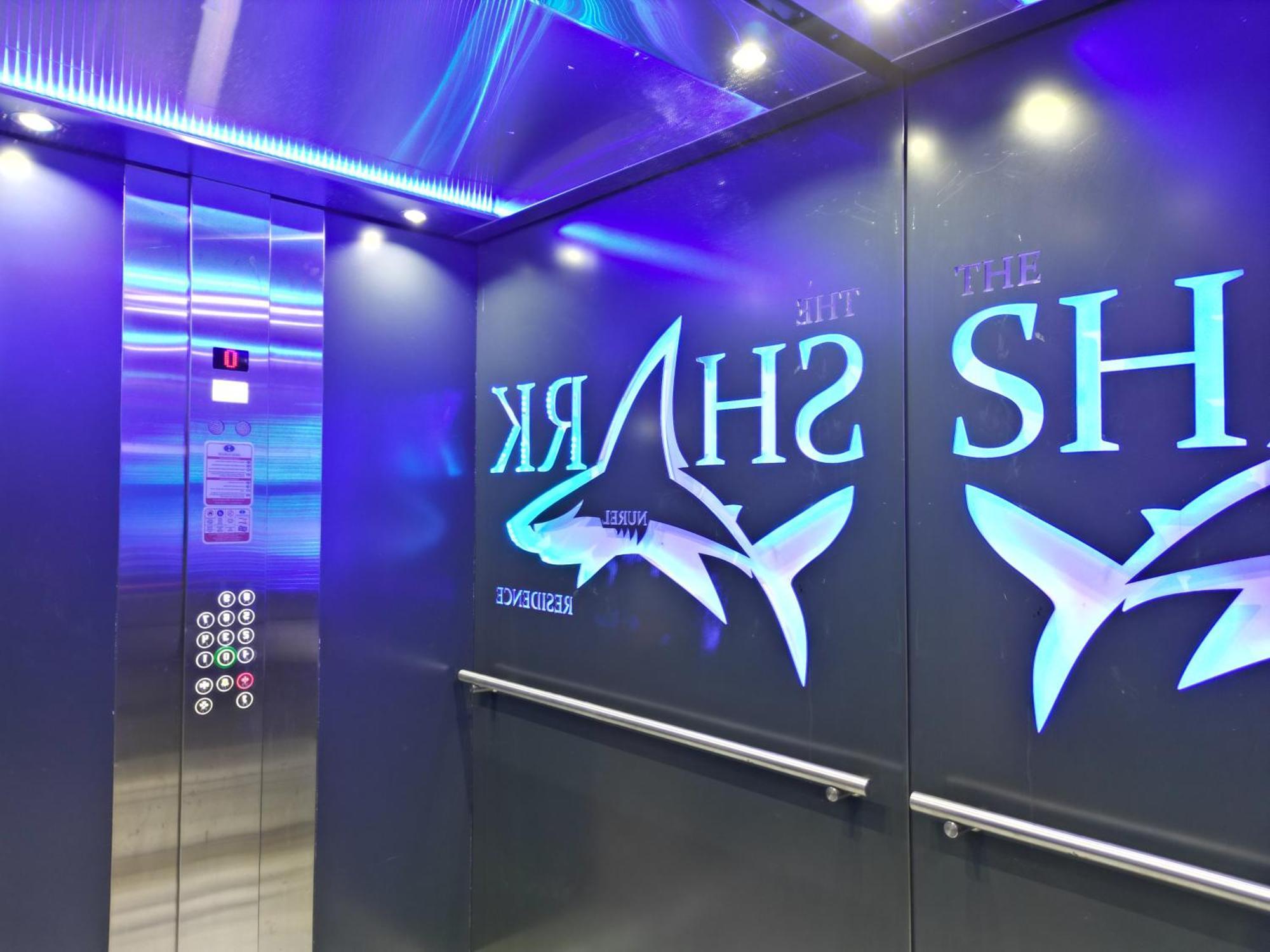 Nurel Shark Residence ไคริเนีย ภายนอก รูปภาพ