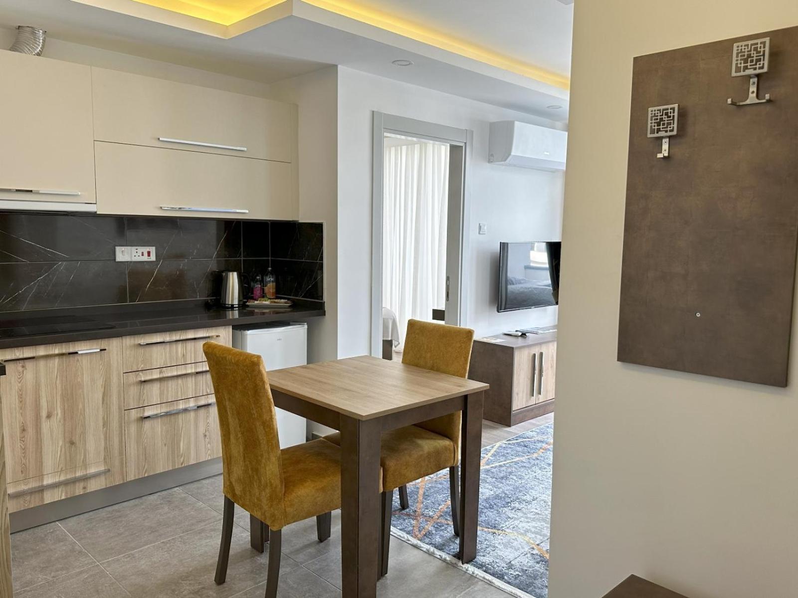 Nurel Shark Residence ไคริเนีย ภายนอก รูปภาพ