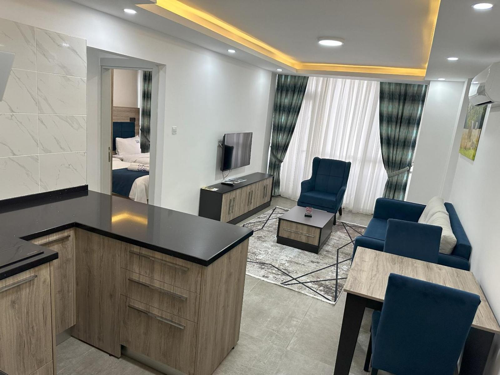 Nurel Shark Residence ไคริเนีย ภายนอก รูปภาพ